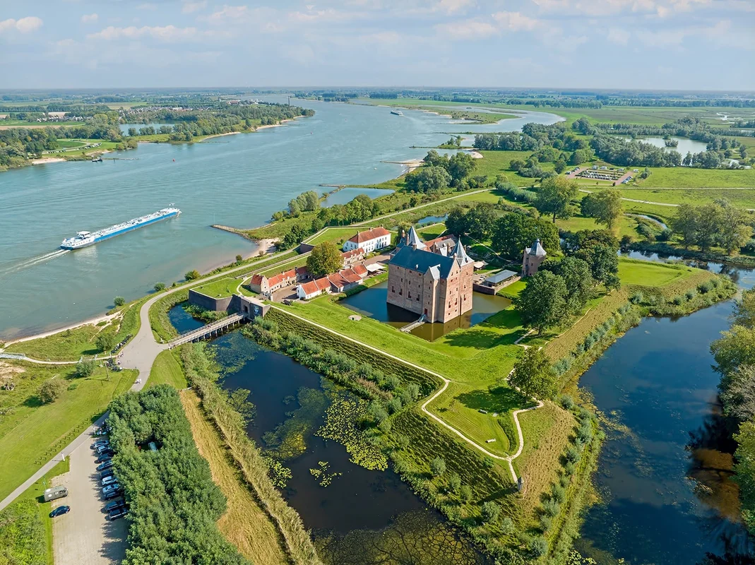 Slot Loevestein